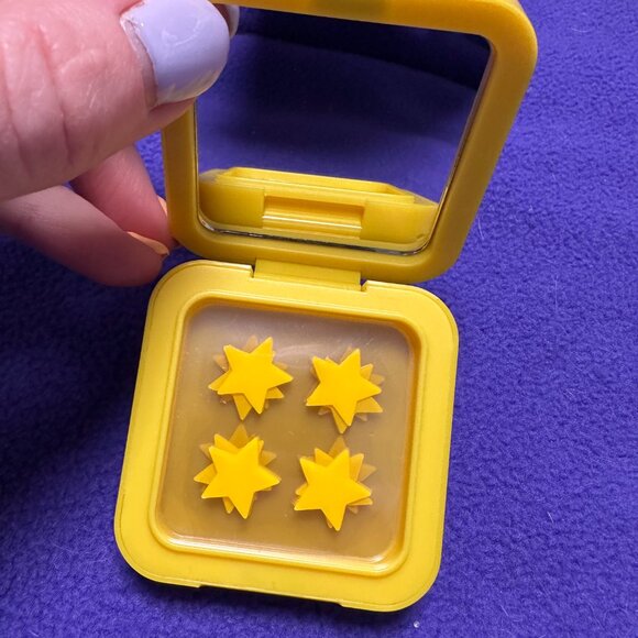 Starface Acne Patches Yellow Compact Travel Container 20 Pimple Patches NEW. - Picture 3 of 5